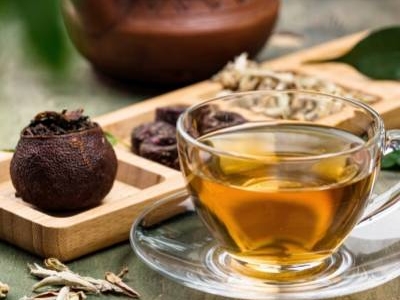 "Czerwona herbata - proces powstawania i walory smakowe"